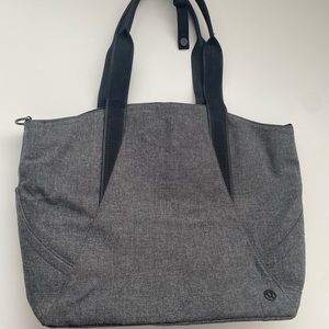 Grey lululemon bag